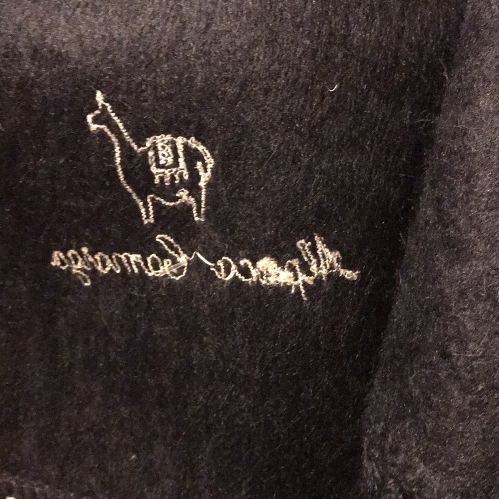 Scarf - Picture 2 of 3